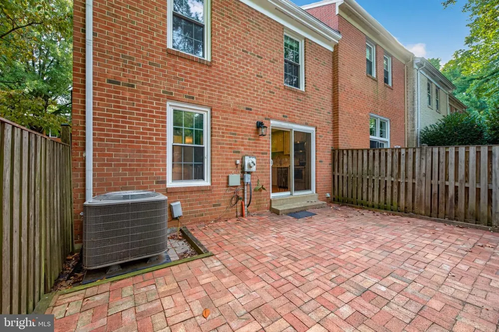 11870 ABERCORN COURT Reston, VA 20191