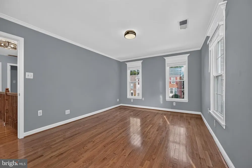 11870 ABERCORN COURT Reston, VA 20191