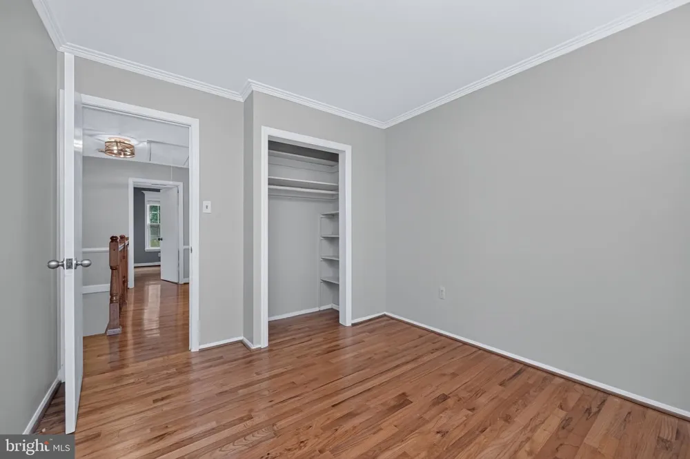 11870 ABERCORN COURT Reston, VA 20191
