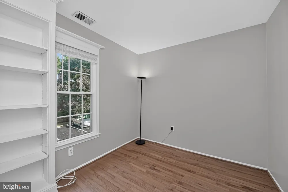 11870 ABERCORN COURT Reston, VA 20191