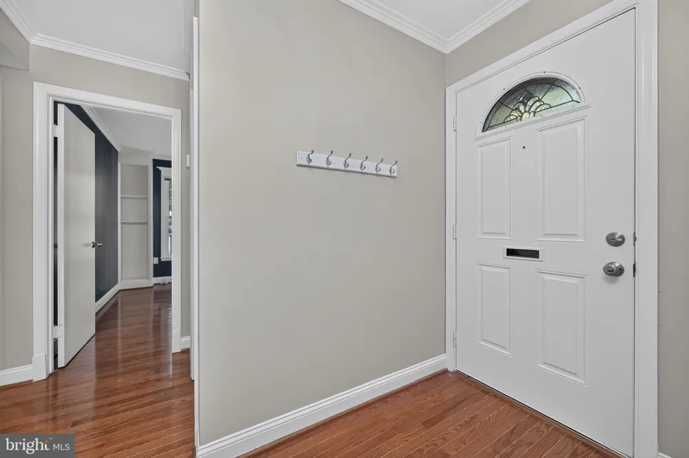 11870 ABERCORN COURT Reston, VA 20191