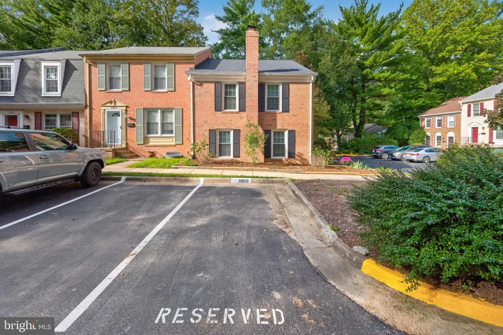 11870 ABERCORN COURT Reston, VA 20191