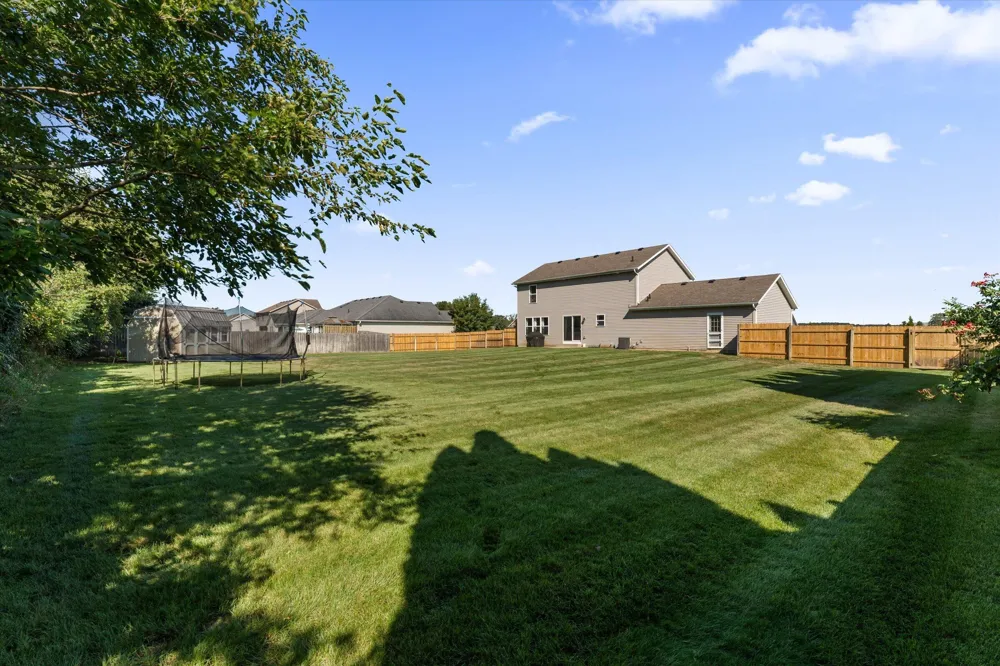 69428 Sundance Drive Edwardsburg, MI 49112