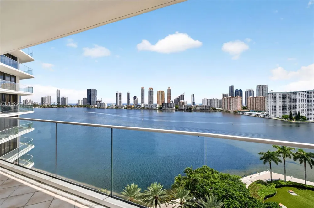 2800 Island Blvd #1202 Aventura, FL 33160