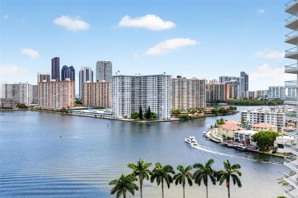 2800 Island Blvd #1202 Aventura, FL 33160