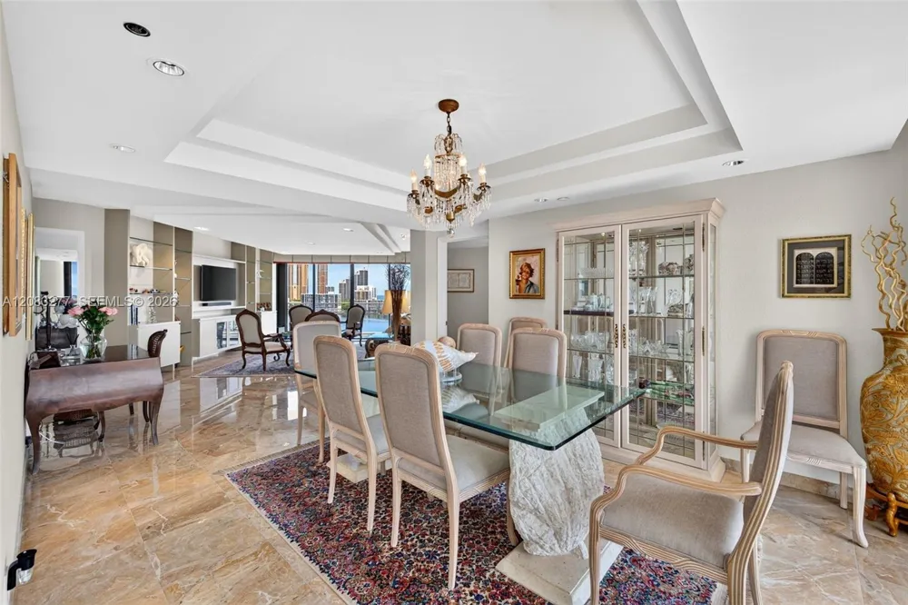 2800 Island Blvd #1202 Aventura, FL 33160