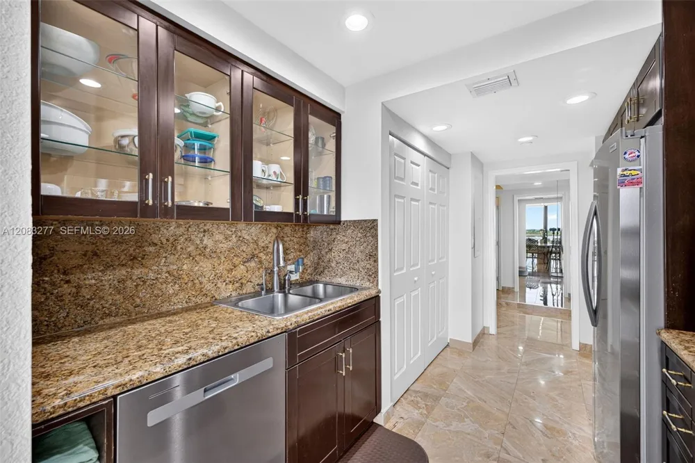 2800 Island Blvd #1202 Aventura, FL 33160