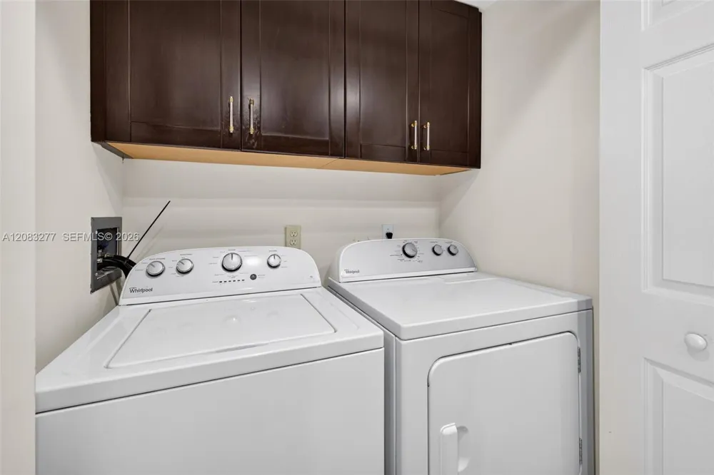 2800 Island Blvd #1202 Aventura, FL 33160