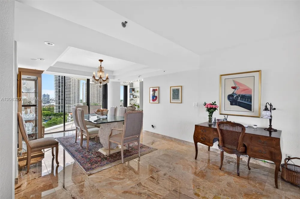2800 Island Blvd #1202 Aventura, FL 33160