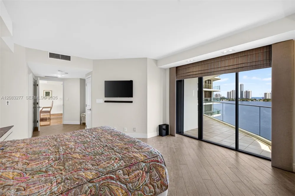 2800 Island Blvd #1202 Aventura, FL 33160