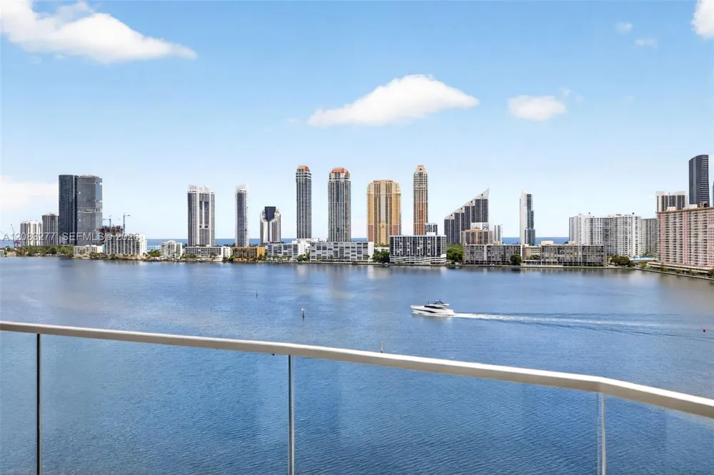 2800 Island Blvd #1202 Aventura, FL 33160