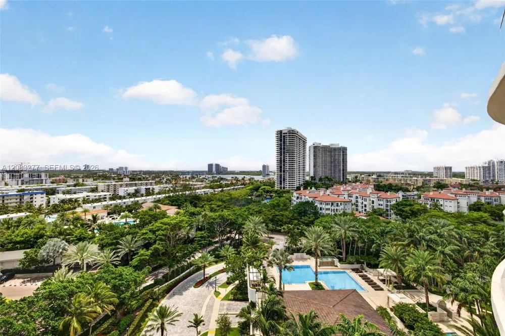 2800 Island Blvd #1202 Aventura, FL 33160