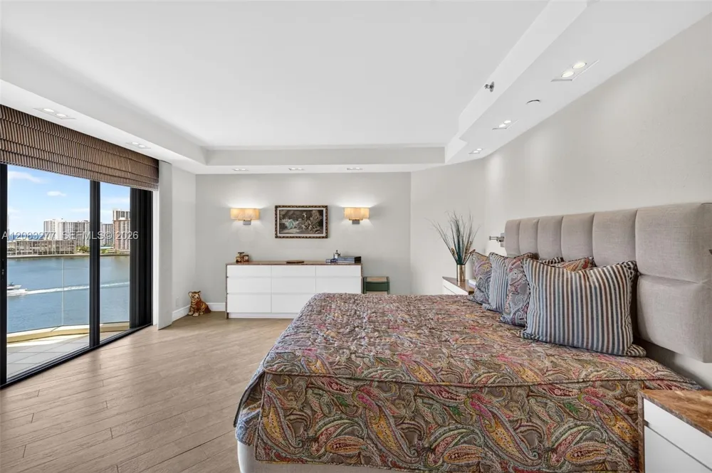 2800 Island Blvd #1202 Aventura, FL 33160