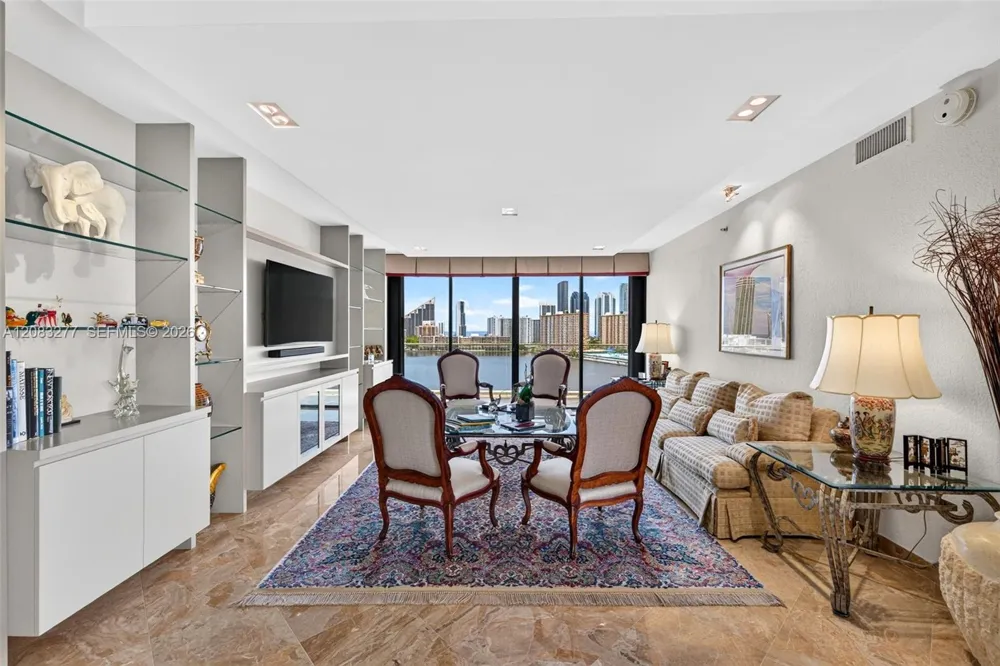 2800 Island Blvd #1202 Aventura, FL 33160