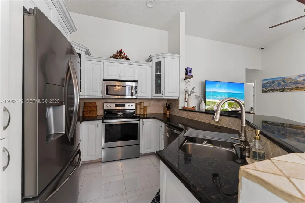 840 Falling Water Rd #840 Weston, FL 33326