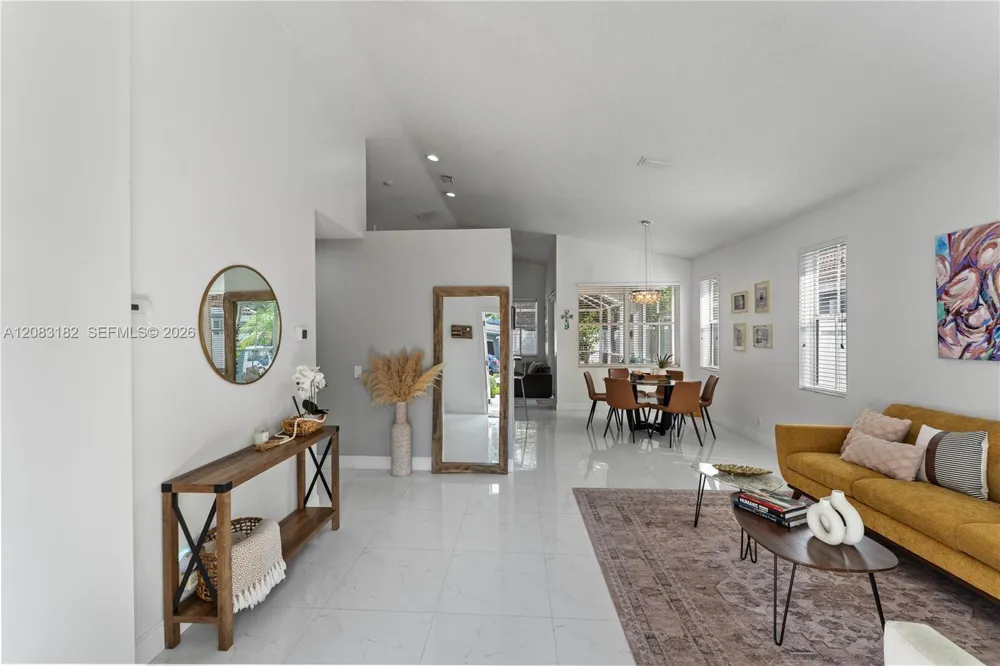 840 Falling Water Rd #840 Weston, FL 33326
