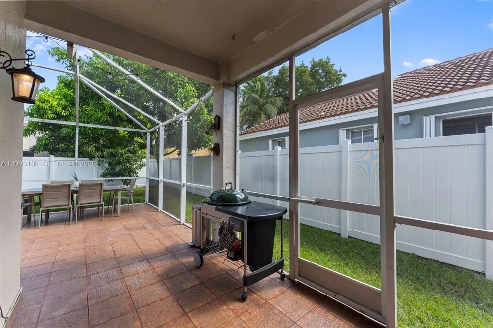840 Falling Water Rd #840 Weston, FL 33326