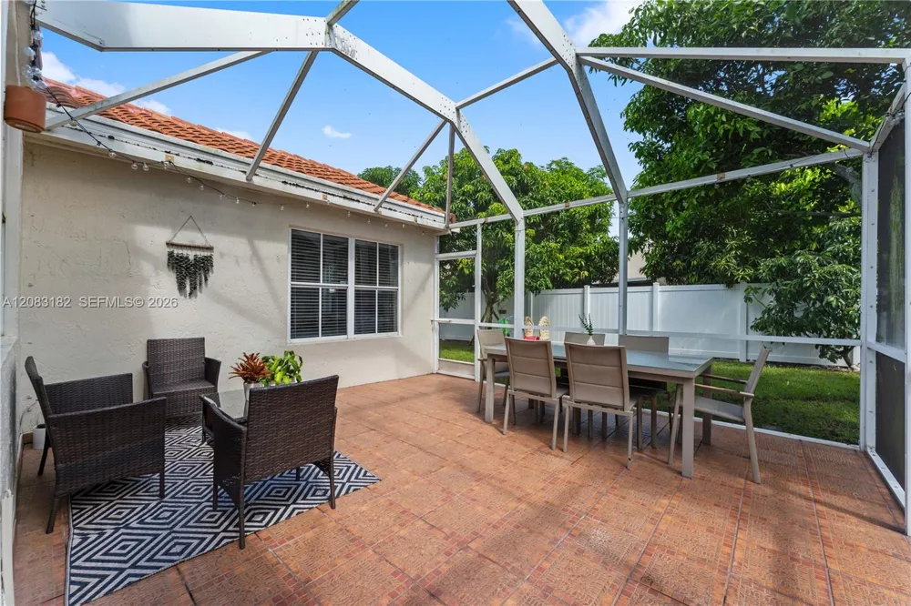 840 Falling Water Rd #840 Weston, FL 33326