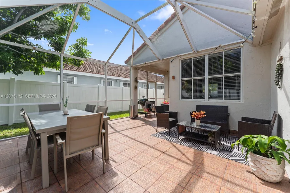 840 Falling Water Rd #840 Weston, FL 33326