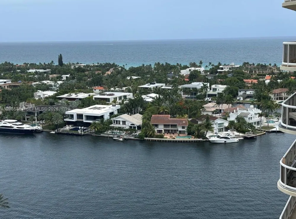 20191 E Country Club Dr #2002 Aventura, FL 33180