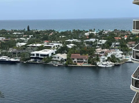 20191 E Country Club Dr #2002