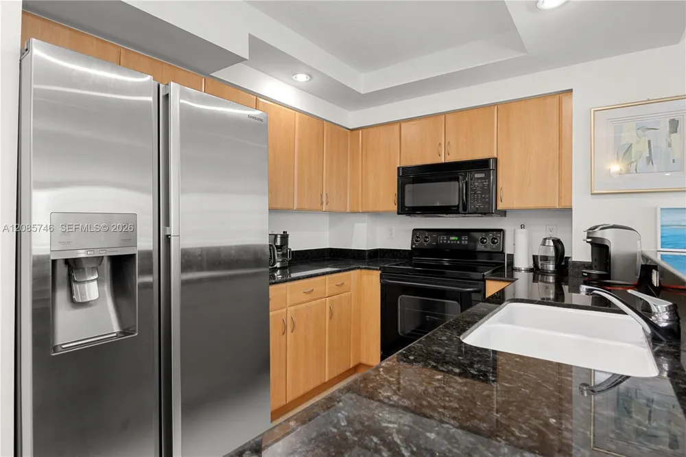 6917 Collins Ave #1203 Miami Beach, FL 33141