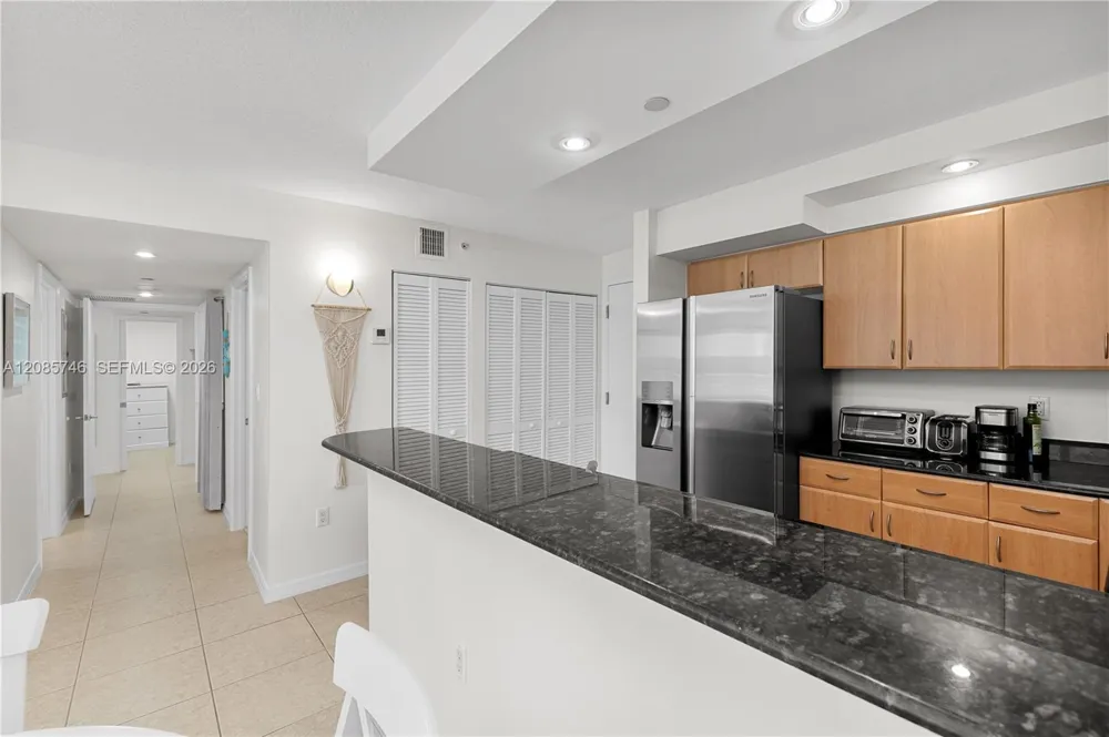 6917 Collins Ave #1203 Miami Beach, FL 33141
