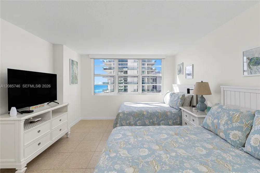 6917 Collins Ave #1203 Miami Beach, FL 33141