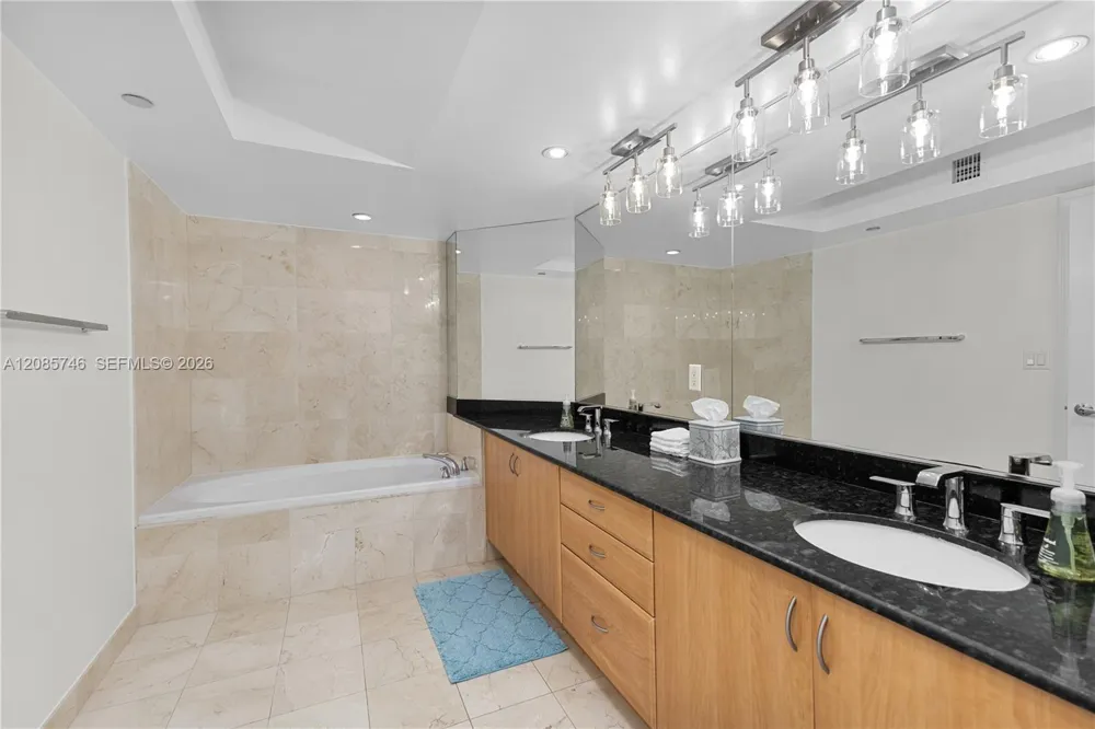 6917 Collins Ave #1203 Miami Beach, FL 33141
