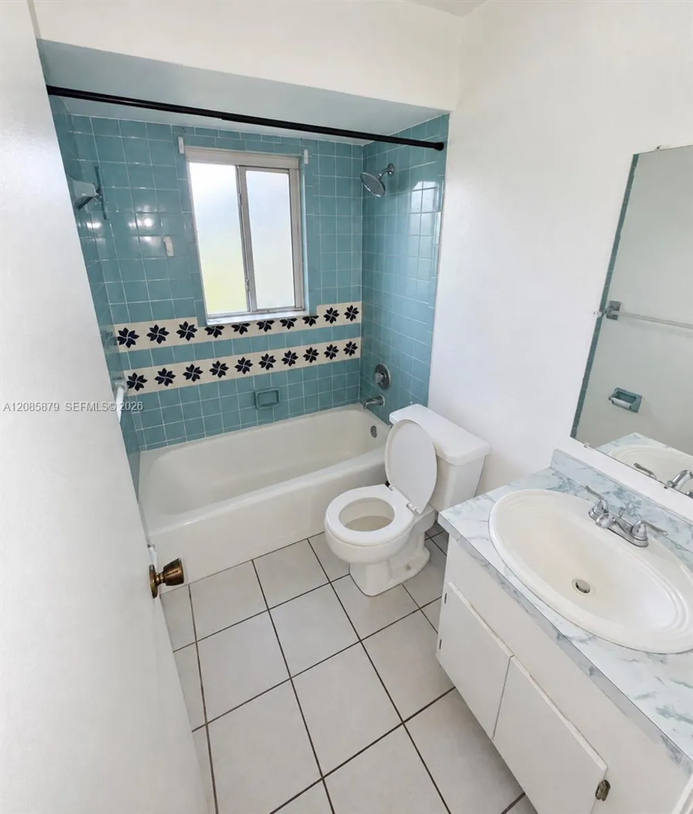 1328 SE 15th Pl. Cape Coral, FL 33990