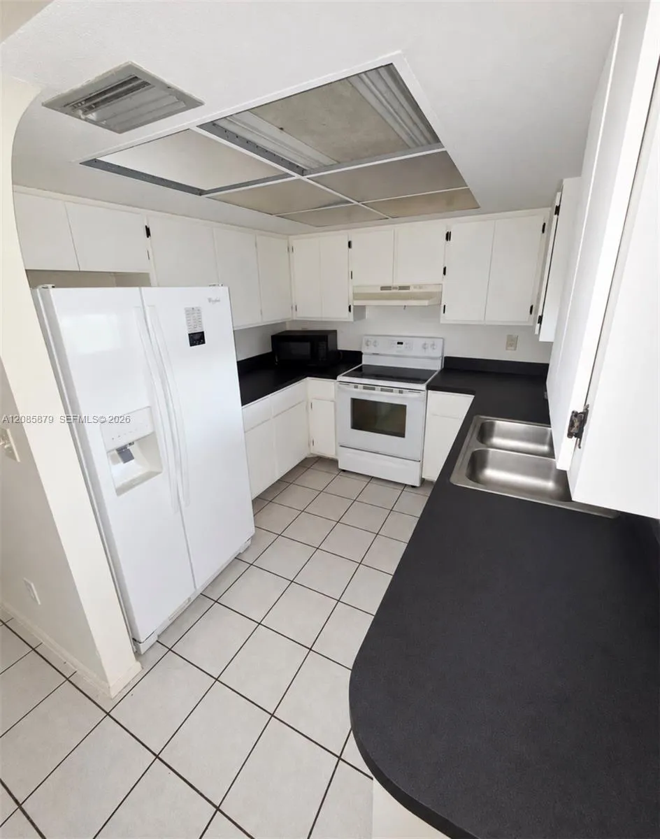 1328 SE 15th Pl. Cape Coral, FL 33990