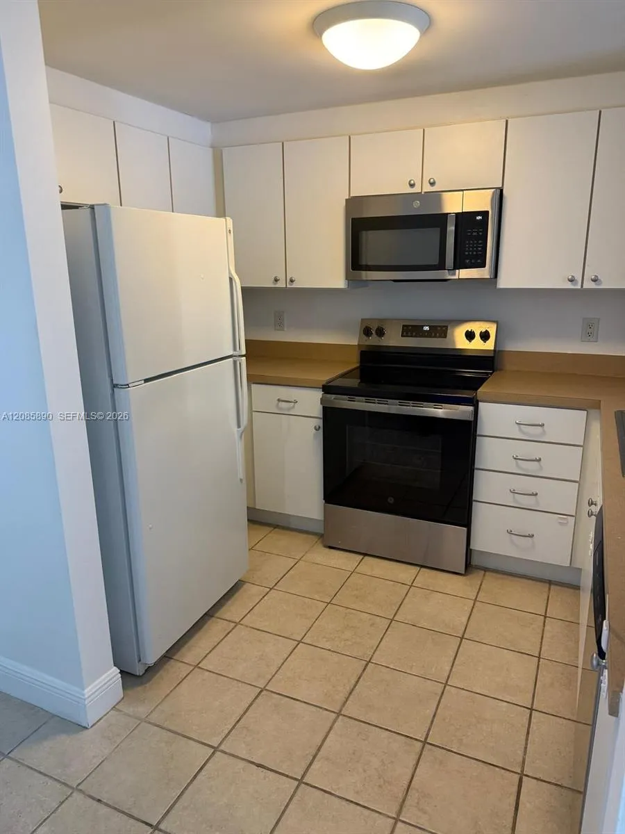 1250 S Miami Ave #1412 Miami, FL 33130