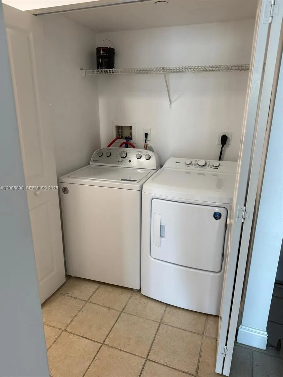 1250 S Miami Ave #1412 Miami, FL 33130