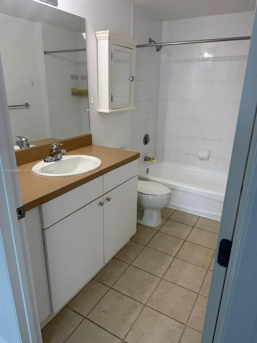 1250 S Miami Ave #1412 Miami, FL 33130
