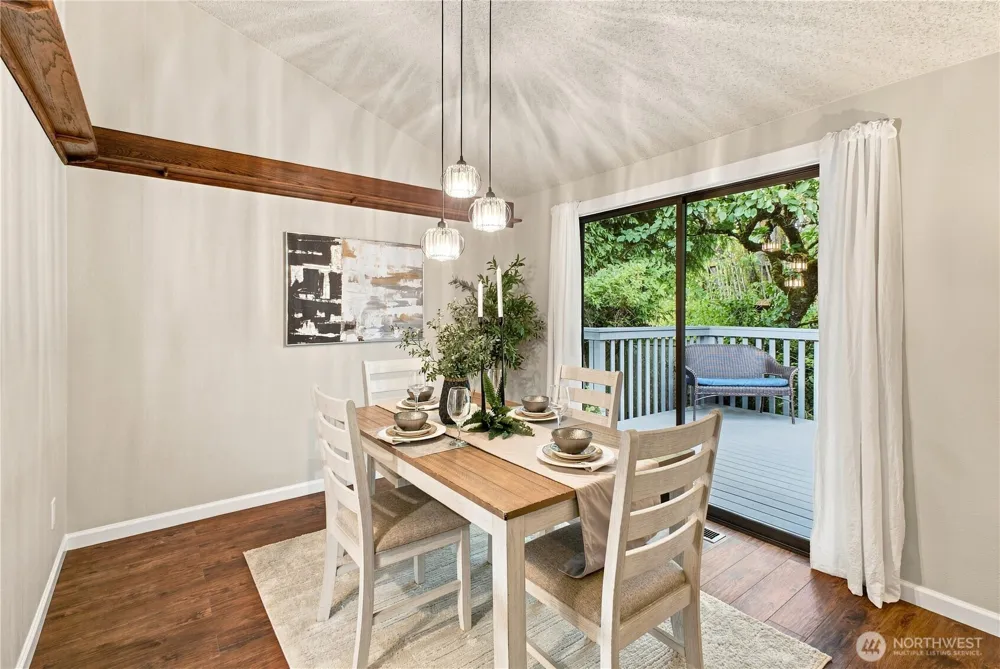 28650 11th Avenue S Federal Way, WA 98003