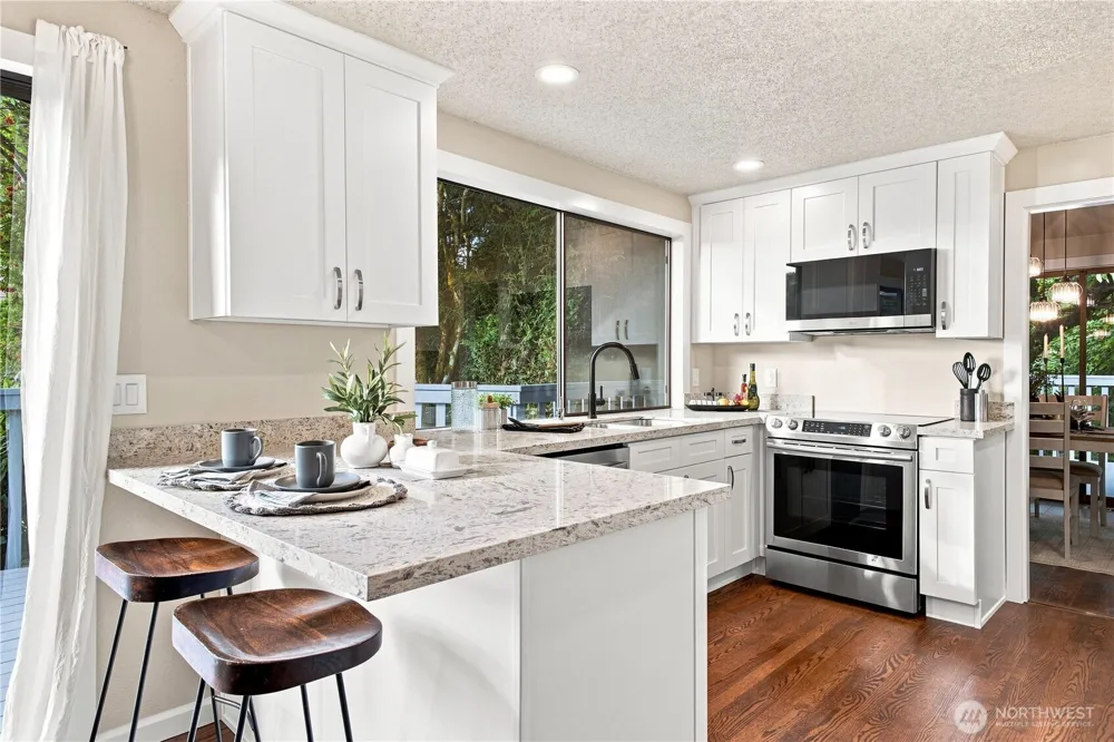 28650 11th Avenue S Federal Way, WA 98003