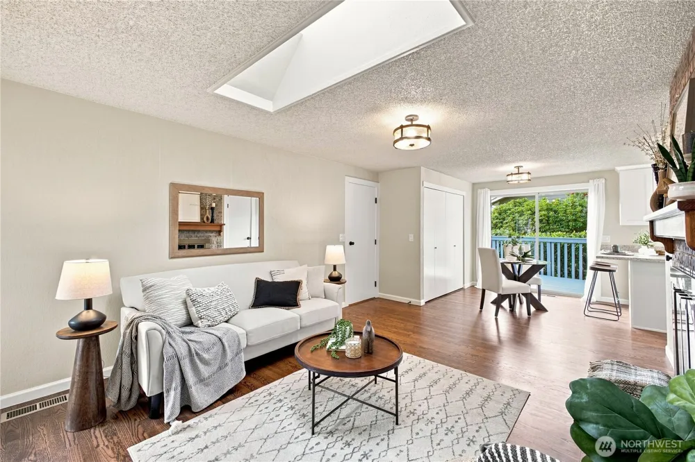 28650 11th Avenue S Federal Way, WA 98003
