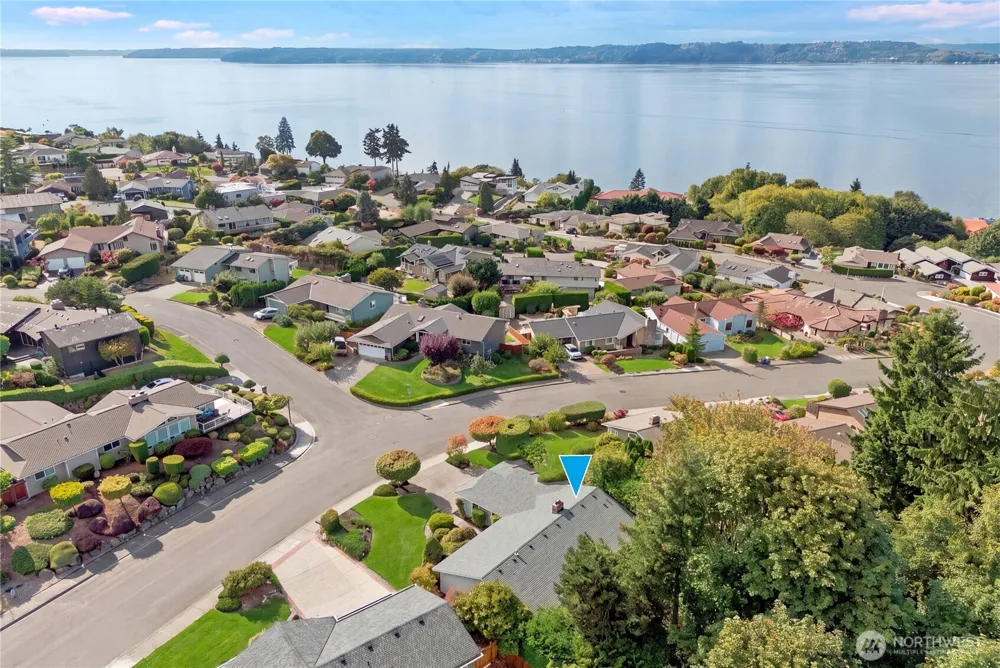 28650 11th Avenue S Federal Way, WA 98003