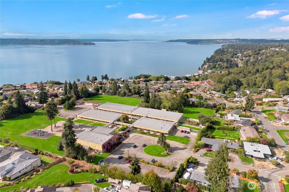 28650 11th Avenue S Federal Way, WA 98003