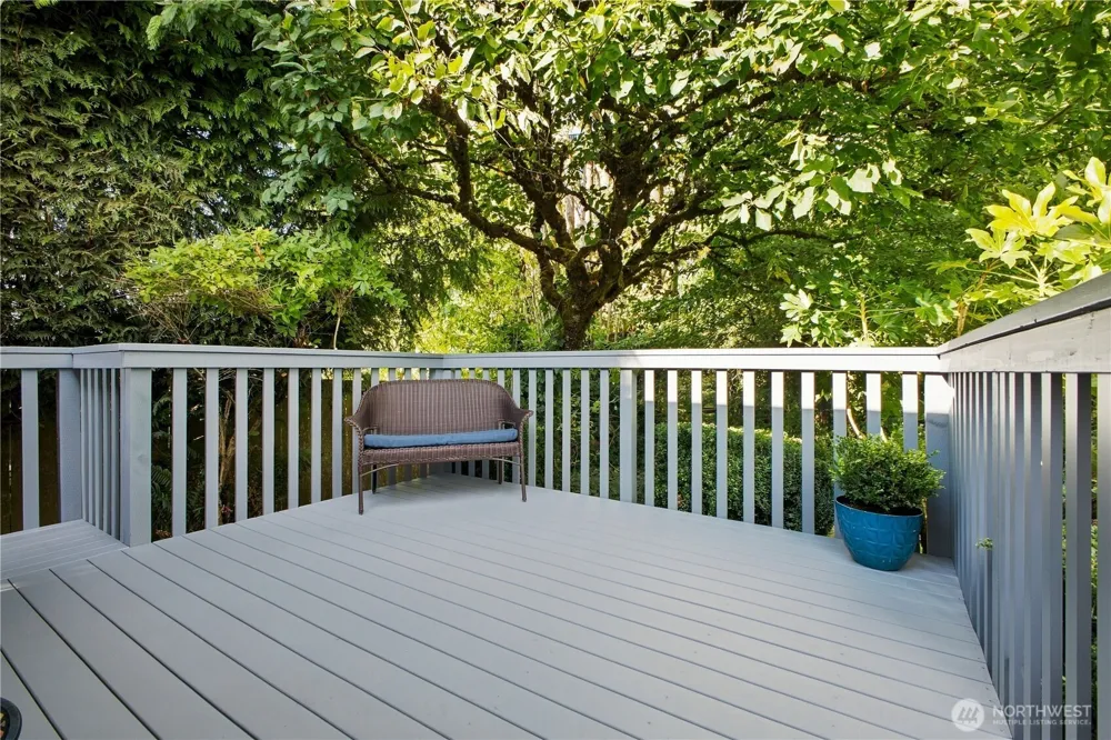 28650 11th Avenue S Federal Way, WA 98003