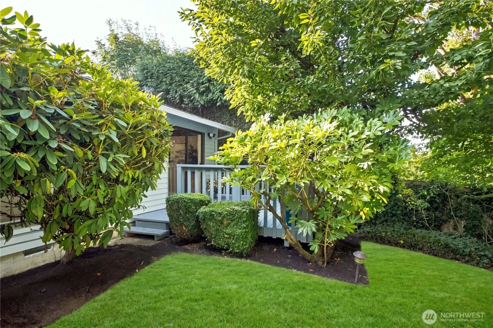 28650 11th Avenue S Federal Way, WA 98003