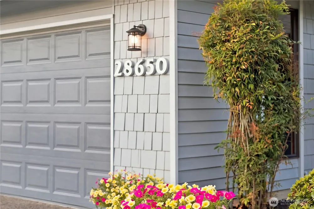 28650 11th Avenue S Federal Way, WA 98003