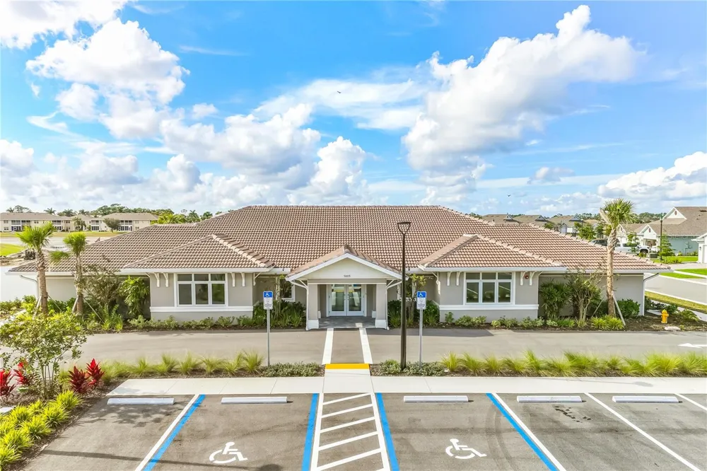 4655 SCHUBERT TRAIL North Port, FL 34287