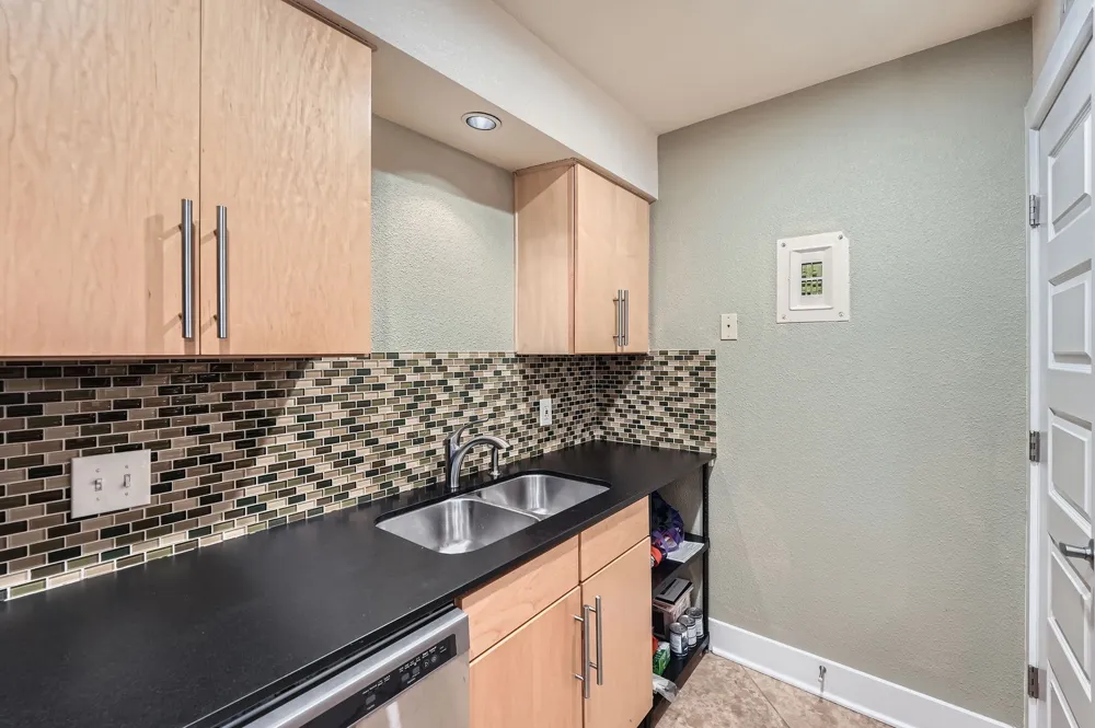 3815 Guadalupe Street #103 Austin, TX 78751