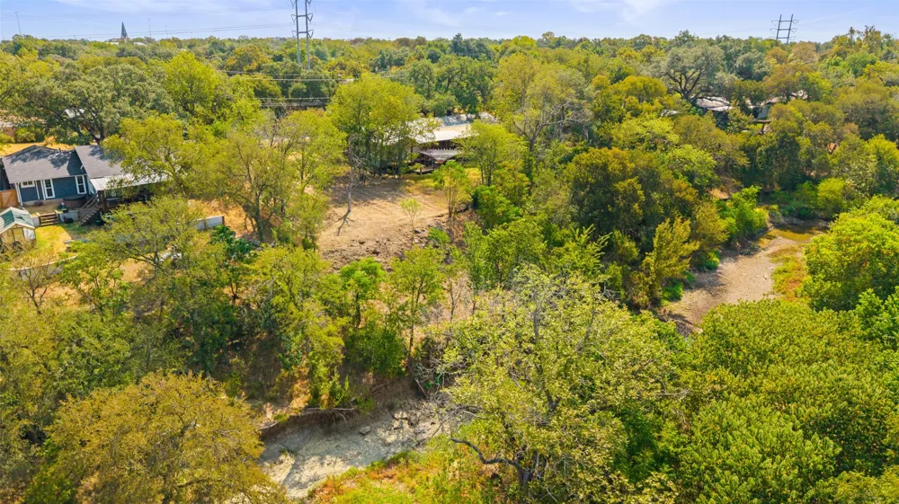 4706 Roundup Trail Austin, TX 78745