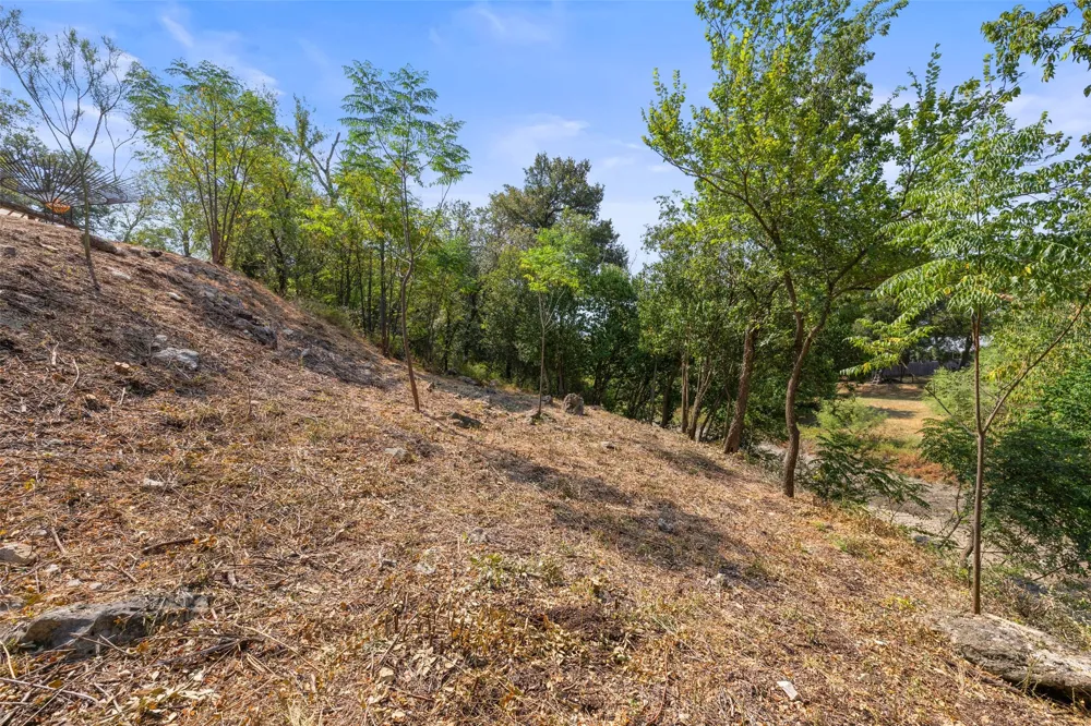 4706 Roundup Trail Austin, TX 78745