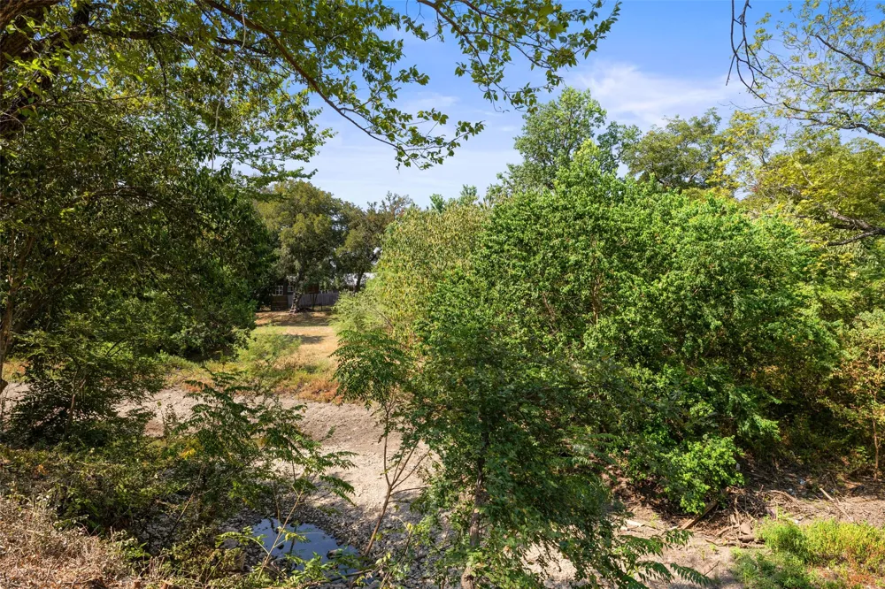 4706 Roundup Trail Austin, TX 78745