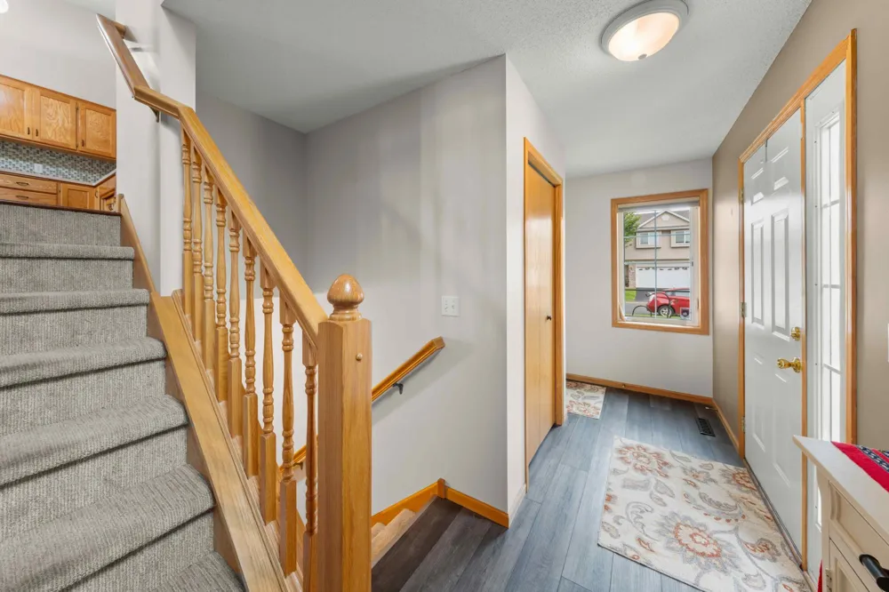 4919 132nd Way Hugo, MN 55038
