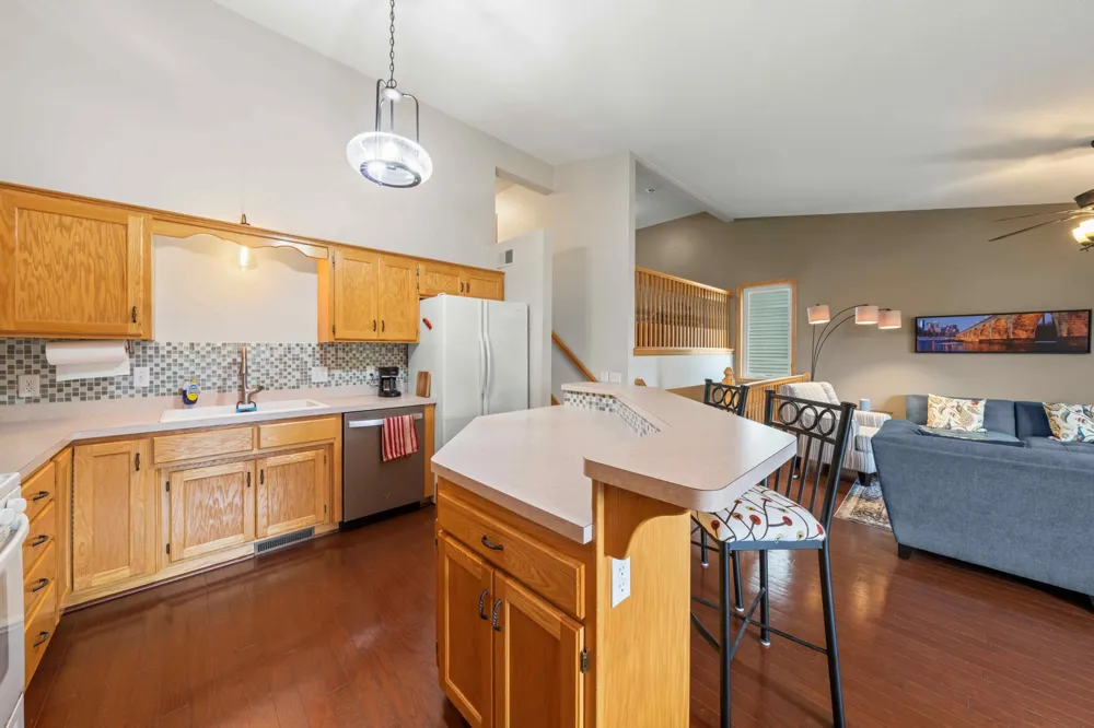 4919 132nd Way Hugo, MN 55038