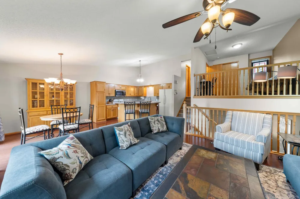 4919 132nd Way Hugo, MN 55038